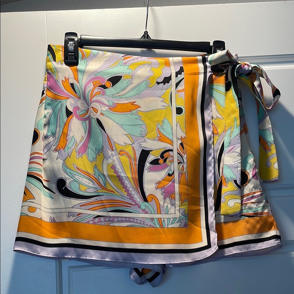 Zara Multicolor Floral Mini Skirt